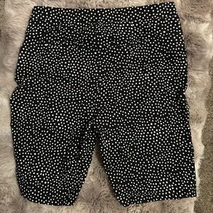 89th & Madison Black and White Polka Dot Women's Shorts